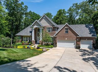 352 Whispering Forest Ln, Pacific, MO 63069
