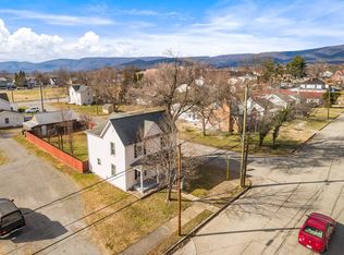 801 Delaware St, Salem, VA 24153