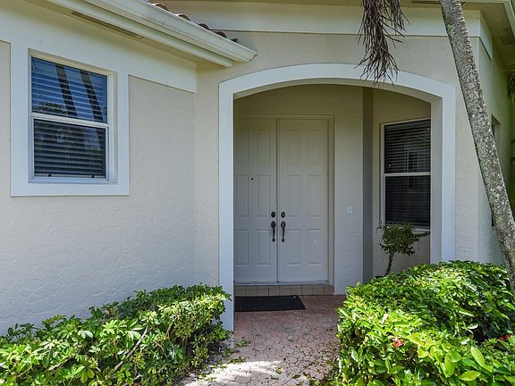4th image of 6685 NW 24th Ter