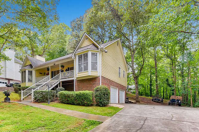1st image of 1057 Atherton Ln