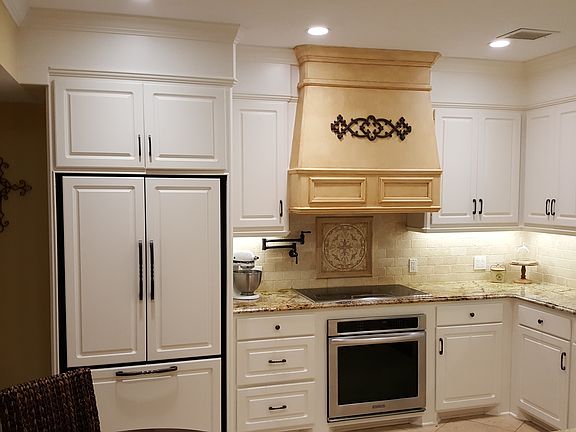 Cabinet door refrigerator