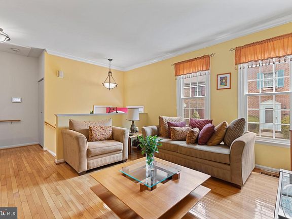 5th image of 66 Catoctin Ct