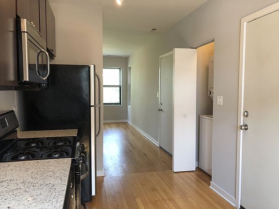 5th image of 6704 N Artesian Ave
