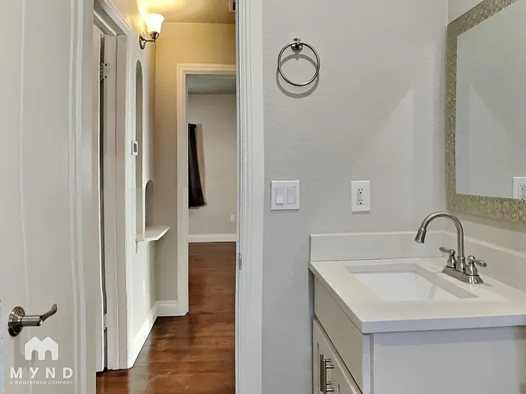 2915 Sheridan Blvd — Photo 12