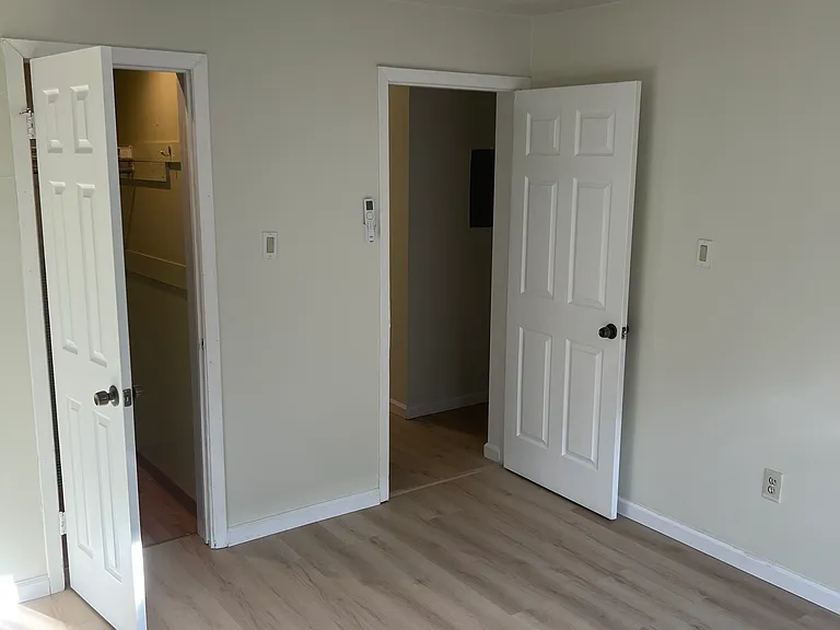 2111 Grand Ave #1 — Photo 6