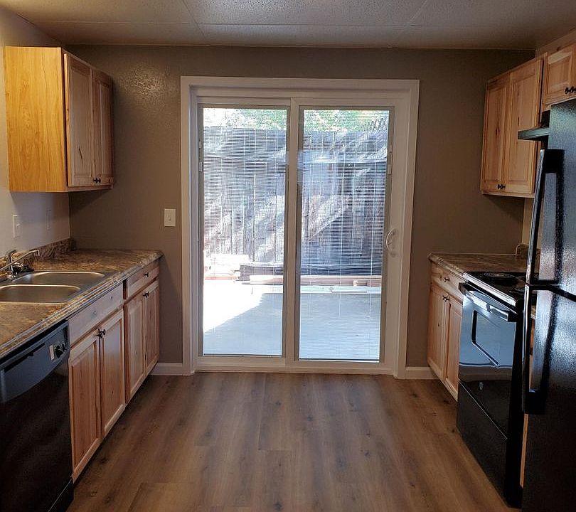 1st image of 368 Independent Ave #9