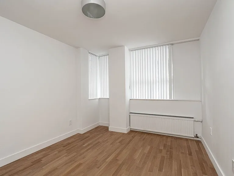 551 Eglinton Ave E #50002A-501 — Photo 6