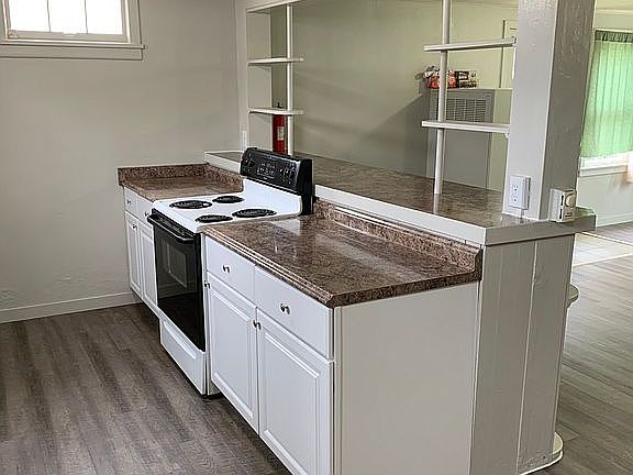 3rd image of 213 High Ave #1/2