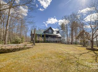 223 Butterfly Hill Rd, Lake Toxaway, NC 28747