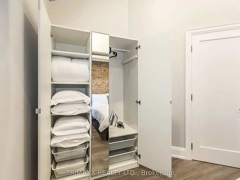 1220 King St W #A — Photo 21