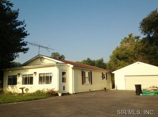 2551 Plum Hill School Rd, Belleville, IL 62221