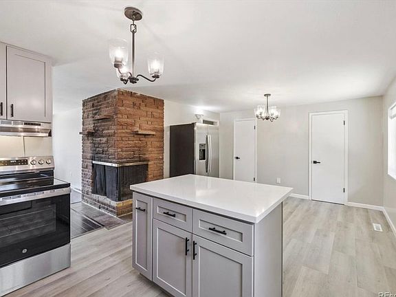5th image of 10211 W 59th Pl #A