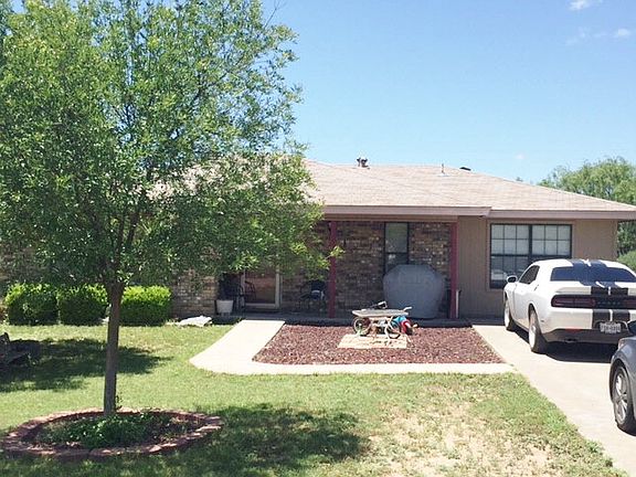 2nd image of 10377 Cottontail Ln