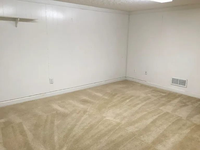 8197 Charlotte Way Ave — Photo 13