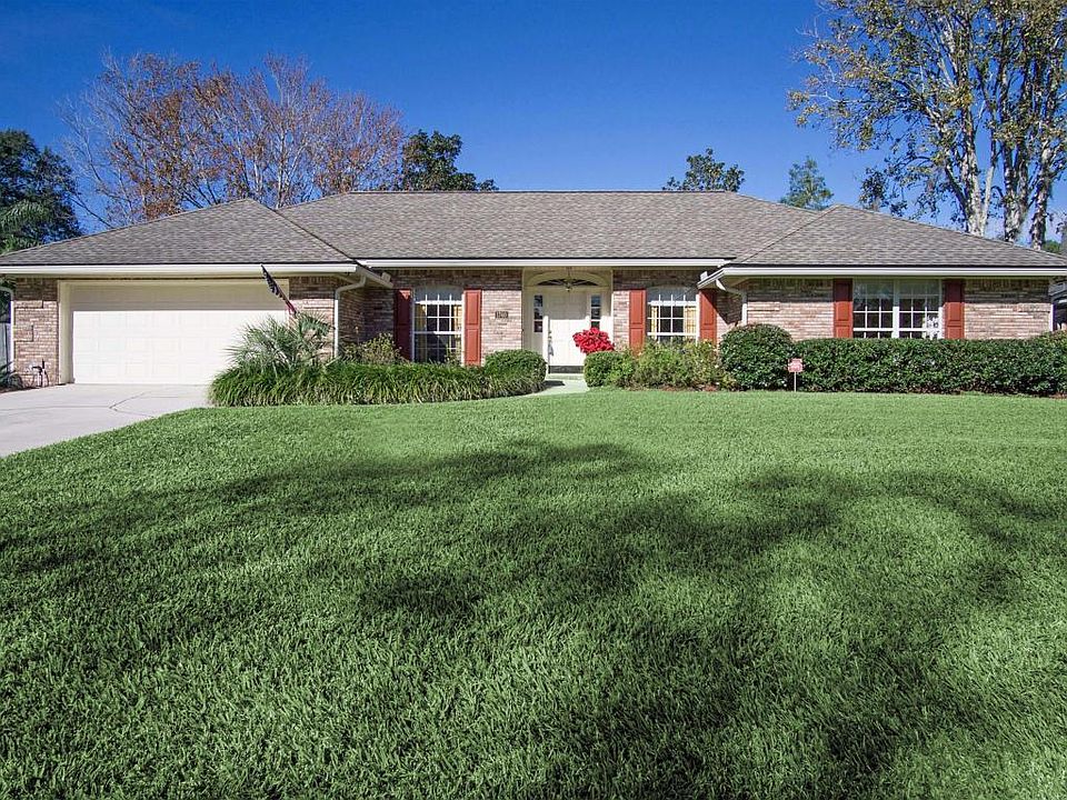 1st image of 1740 Plantation Oaks Dr