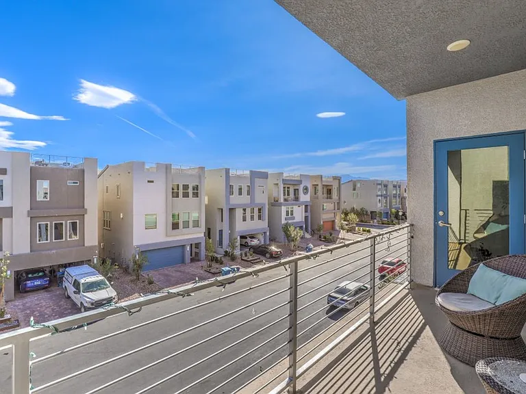 8086 Misty Canyon Ave — Photo 18