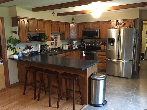 4th image of 2310 Oak Ln