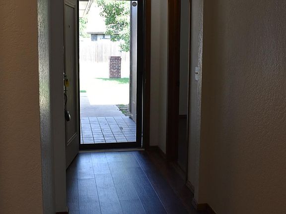 Entry way