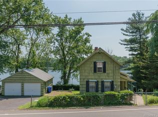 247 Meadow Rd, Rocky Hill, CT 06067