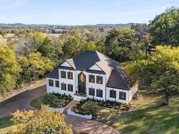 5093 Heathrow Blvd, Brentwood, TN 37027