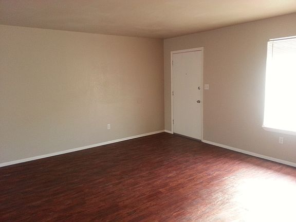 4th image of 1113 Primrose Ave APT 4