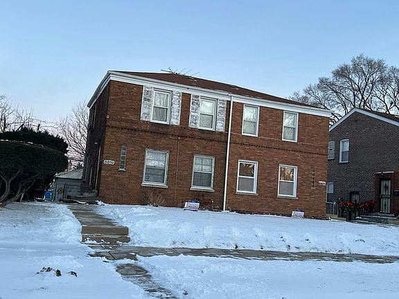 3rd image of 8821 S Kenwood Ave