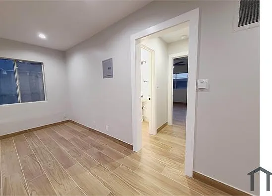 234 S Normandie Ave #4 — Photo 6