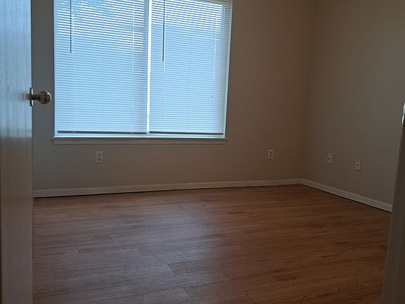 3rd image of 3526 Avenue A #B