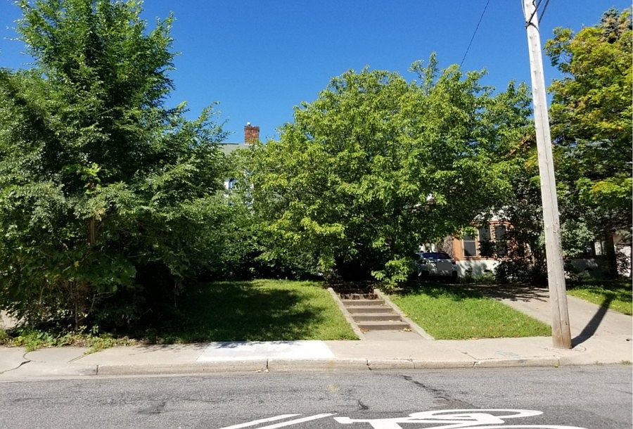 1st image of 4012 Bryant Ave S