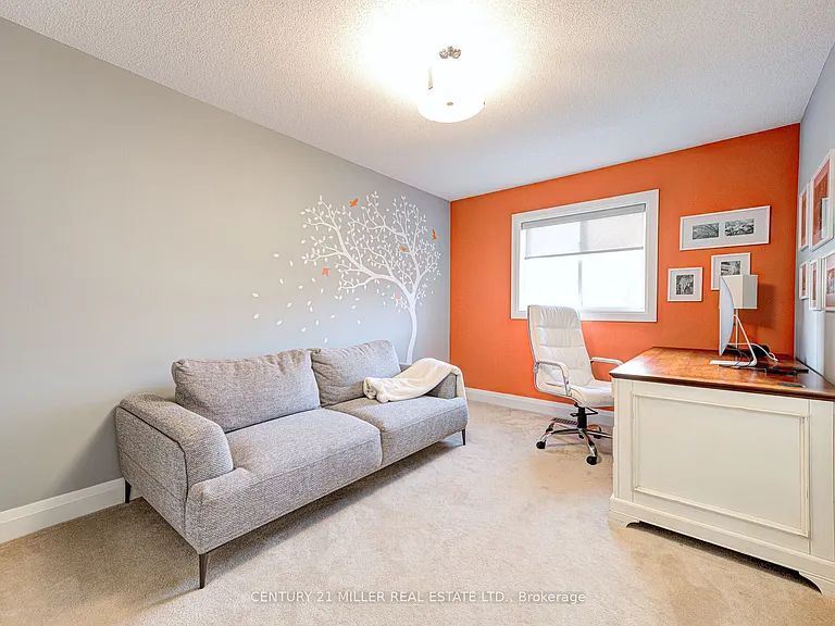 4673 Leanna Heights Rd — Photo 32
