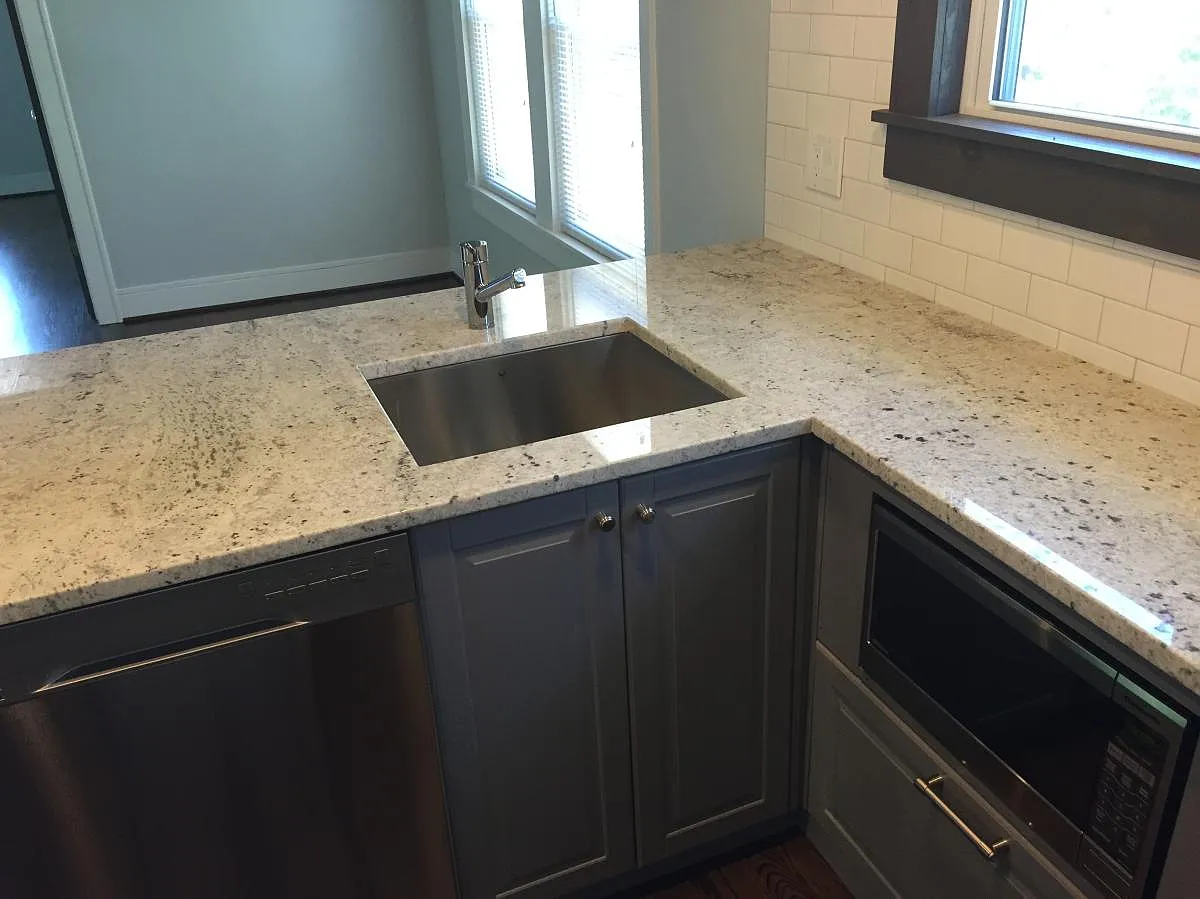 2214 Mcmillan Avenue — Photo 3