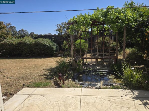 505 Jane Ln, Oakley, CA 94561
