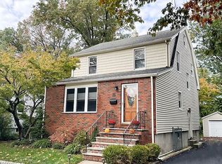 44 Colonial Ter, Springfield, NJ 07081