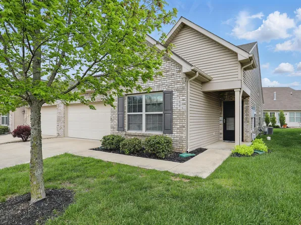 11716 Whisper Cove Dr, Fishers, IN 46037