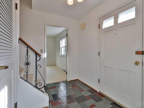 4th image of 9179 Millcliff Dr