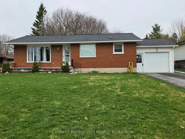 185 Miller St, Wellington North, ON N0G 2L3