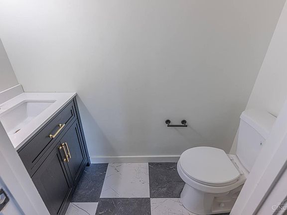5th image of 6481 Devonwood Dr