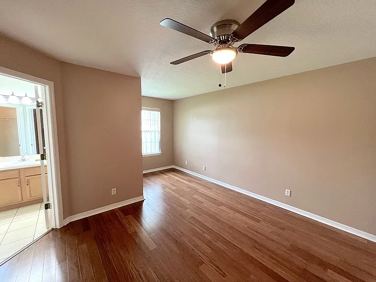 70 Pheasant Dr — Photo 29