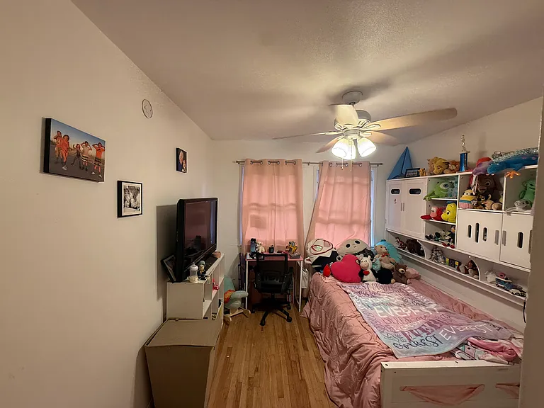 14833 Stanton Ave — Photo 2