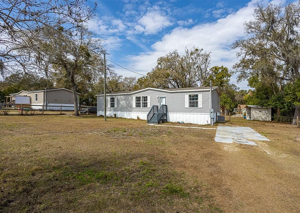 1st image of 40545 Stewart Rd