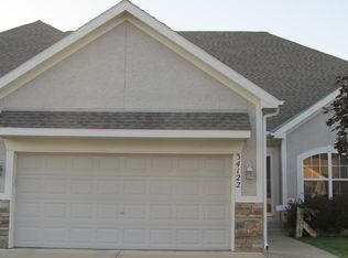 34122 W 90th Cir, De Soto, KS 66018