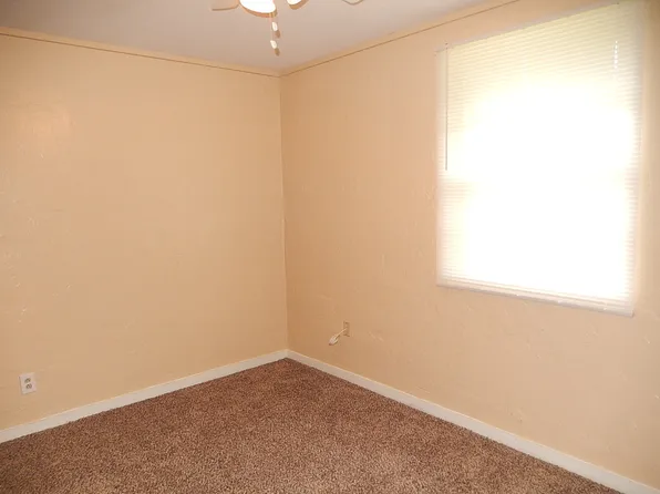 1518 Pepper Dr, Tallahassee, FL 32304