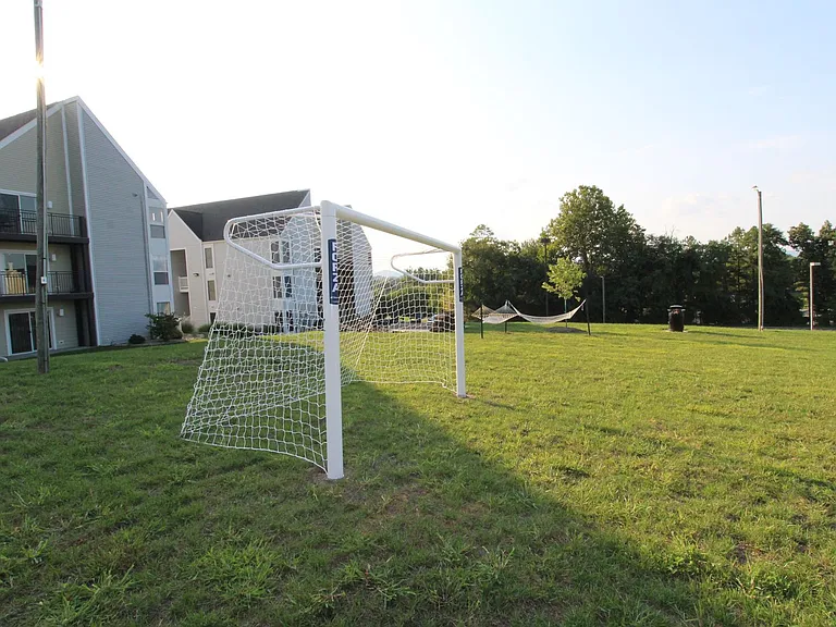 1366 Hunters Rd #K — Photo 12