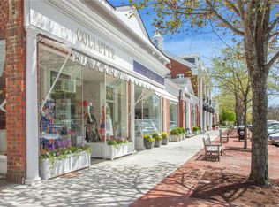 360 Old Canoe Place Rd, Southampton, NY 11968