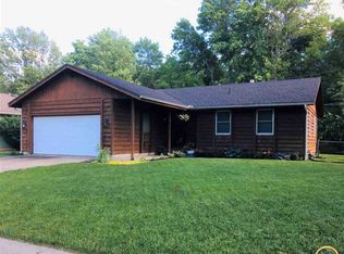 1009 SE 43rd Ter, Topeka, KS 66609