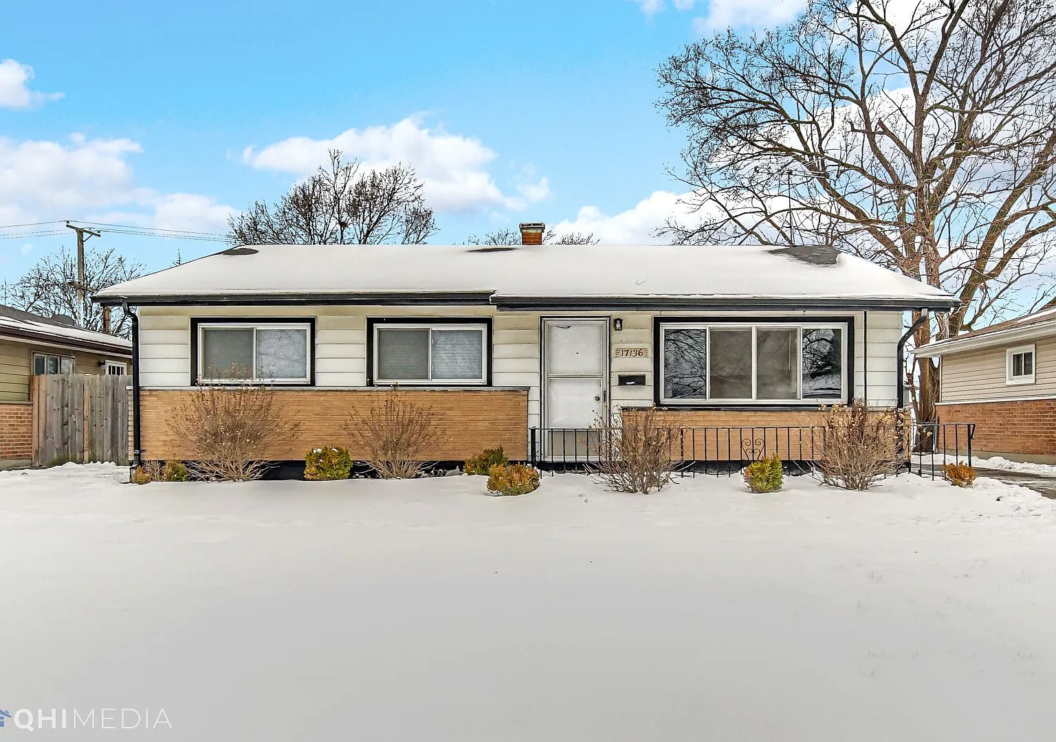 3 Bedroom 1 Bathroom House for Rent! — Photo 1