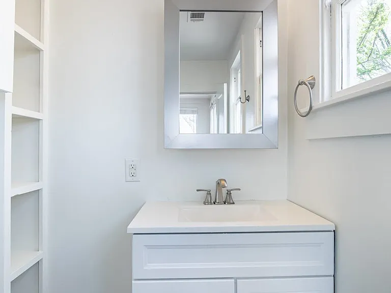 415 N Winnetka Ave — Photo 21