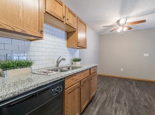 6201 S 34th St #139, Lincoln, NE 68516