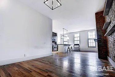 Rented by Urbane Brokerage