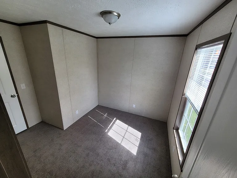 2801 S Stone Rd #52 — Photo 9